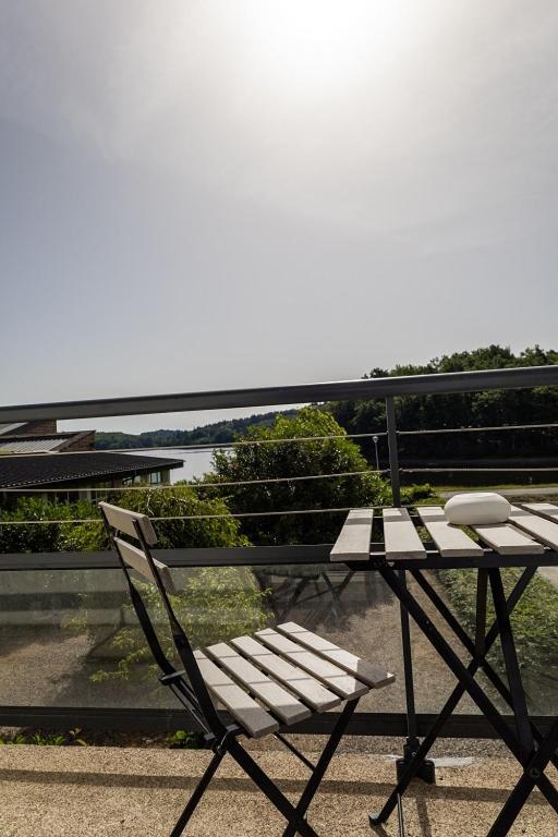 Logis Hotel Du Lac 누빅 외부 사진