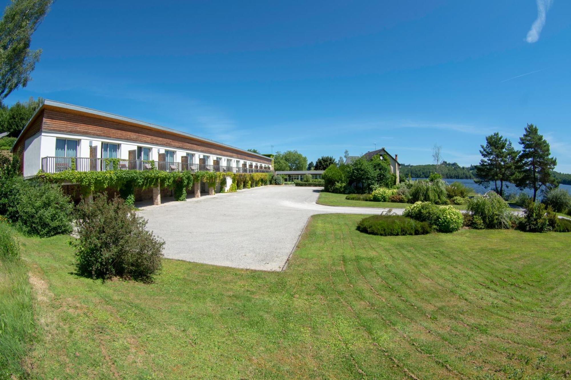 Logis Hotel Du Lac 누빅 외부 사진