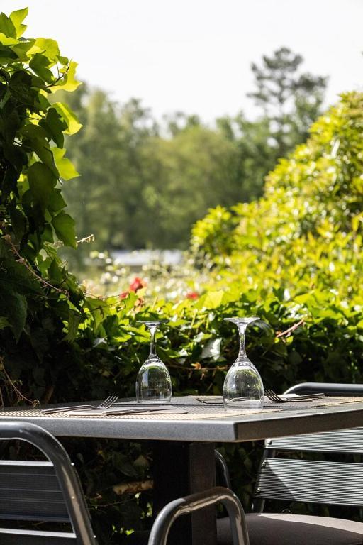 Logis Hotel Du Lac 누빅 외부 사진