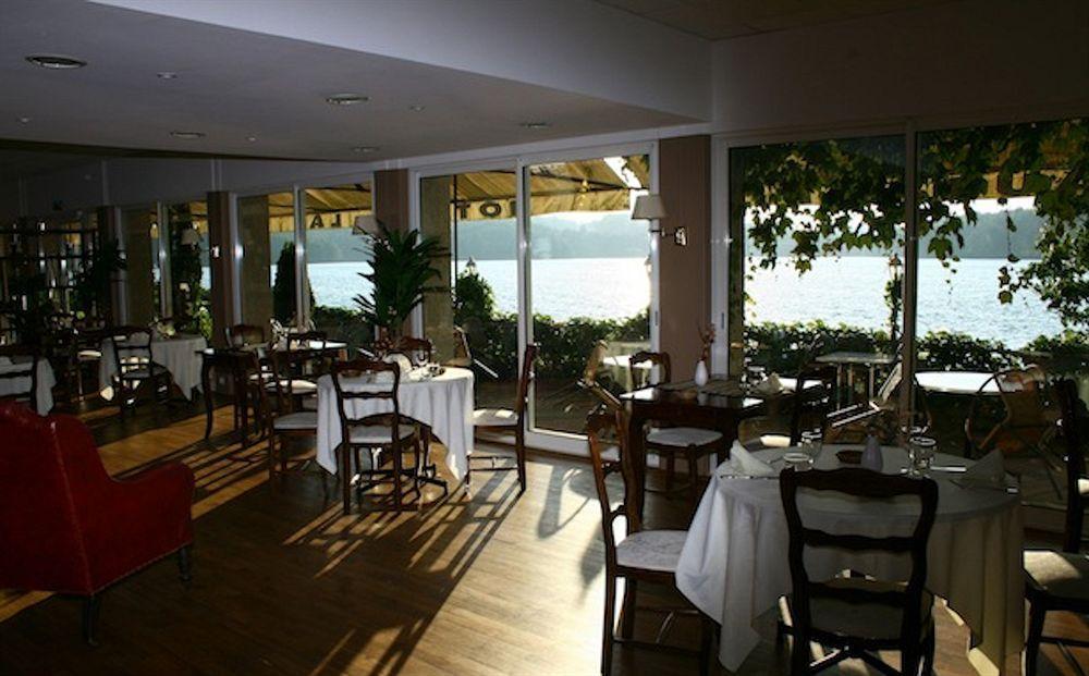 Logis Hotel Du Lac 누빅 외부 사진