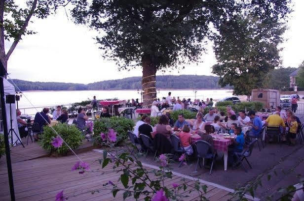 Logis Hotel Du Lac 누빅 외부 사진