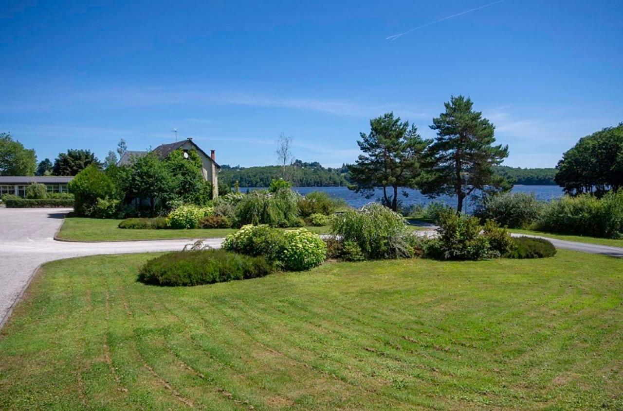Logis Hotel Du Lac 누빅 외부 사진